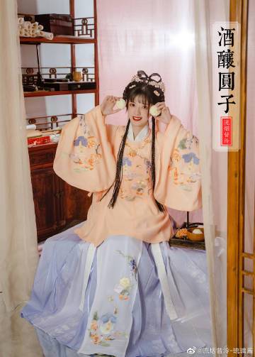 八月知夏的微博